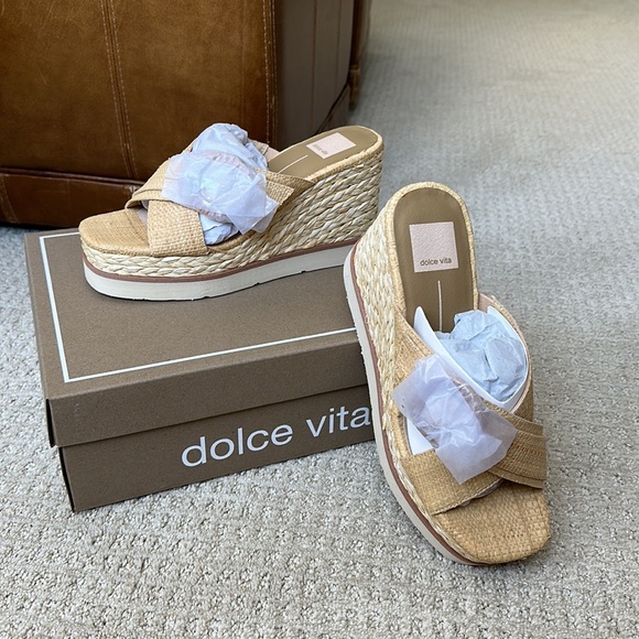 Dolce Vita Luiz Wedges BRAND NEW IN BOX - Picture 3 of 5